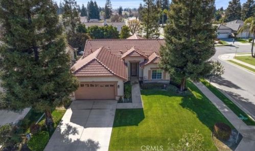 10017 Timeless Rose Ct, Bakersfield CA  93311-3730 exterior