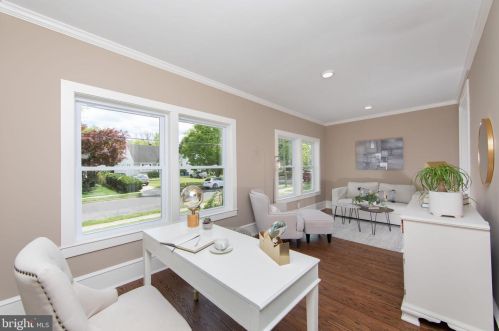 281 Rhoads Ave, Tavistock NJ  08033-1470 exterior