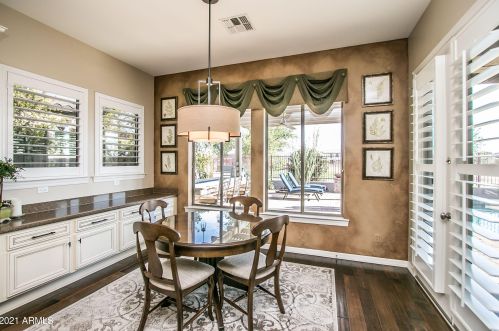 3523 Sports Dr, Gilbert AZ 85298-4077 exterior