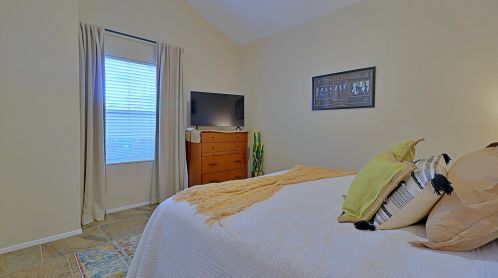 84 Lake Shore Dr, Rancho Mirage CA  92270-4054 exterior