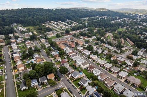 282 Rossiter Ave, Paterson NJ  07502-1317 exterior