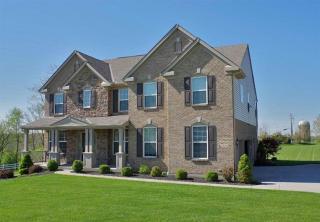 2641 Twin Hills Ct, Hamilton, KY 41091-9274