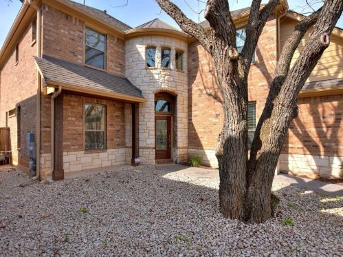 12522 Enchanted Forest Dr, Austin TX  78727-5805 exterior