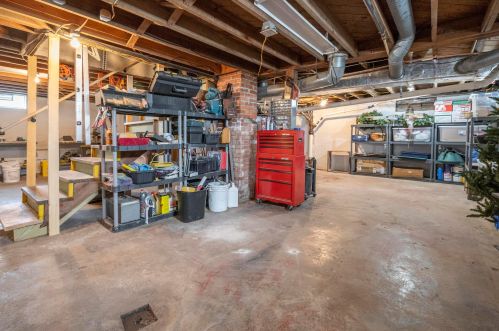 1014 Hinde St, Washington Ch OH  43160-1931 exterior