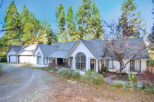 16730 Alpine Dr, Pioneer, CA 95666-8803