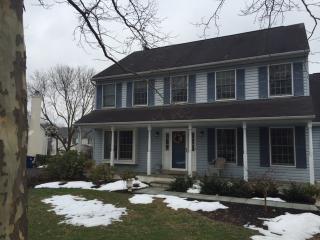 37 Steeplechase Dr, Gardenville, PA