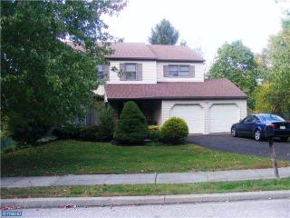 865 Skyline Dr, Ardsley, PA 19038-1846
