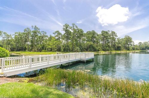 5060 Cedar Springs Dr, Naples FL  34110-2325 exterior