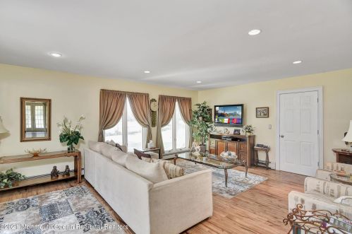 1995 Campbell Rd, Belmar NJ  07719-9530 exterior