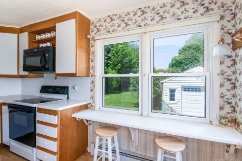 18 Wayland Rd, Milford CT  06460-4534 exterior