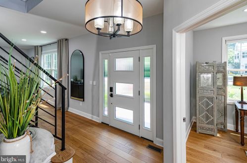 107 Westcott Rd, Princeton NJ  08540-3061 exterior