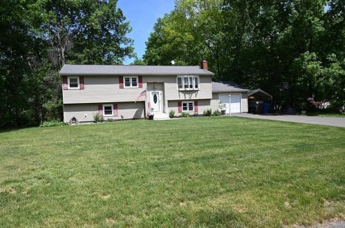 104 Summit Dr, North Branford, CT 06471-1234