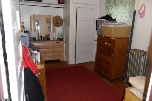 226 Tuscan Rd, Maplewood NJ 07040-3029 exterior