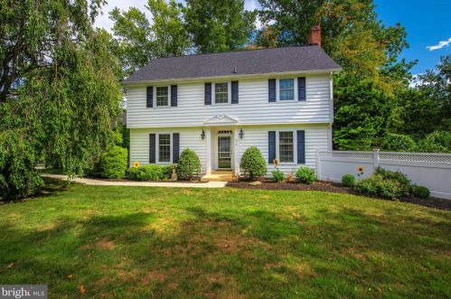 614 Westwind Dr, Berwyn PA  19312-1144 exterior