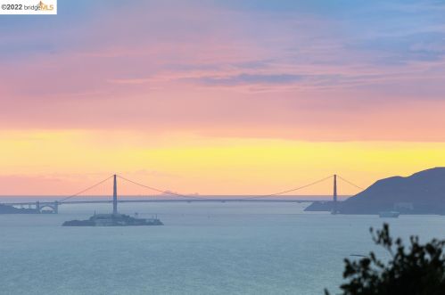 490 Panoramic Way, Berkeley CA 94704-2540 exterior