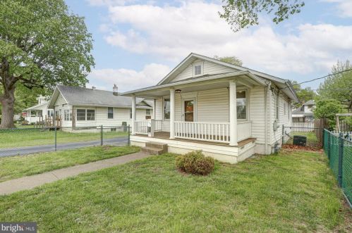 103 Lindberg Ave, Wilmington, DE 19804-3313