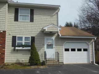 24 Independence Grn, Montpelier, VT 05602-3373