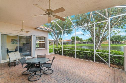 6640 Catania Dr, Boynton Beach FL  33472-7354 exterior