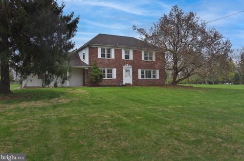 908 Swedesford Rd, Prospectville, PA 19002-1932