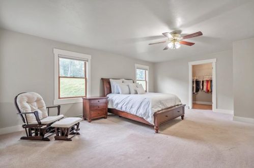 928 Old Washington Rd, Canonsburg PA  15317-3230 exterior