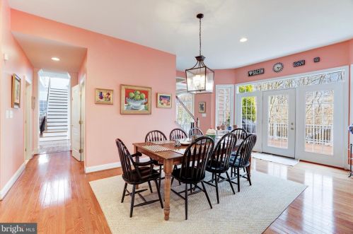 19058 Boyer Fields Pl, Leesburg VA 20176-1643 exterior