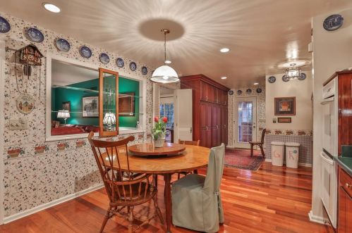 502 Compton Rd, Cincinnati OH 45215-4157 exterior