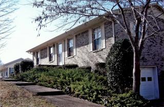 515 Carrie Ln, Loretto, TN 38469-2003