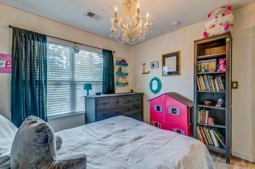 1528 Thoroughbred Blvd, Johns Island SC  29455-8520 exterior