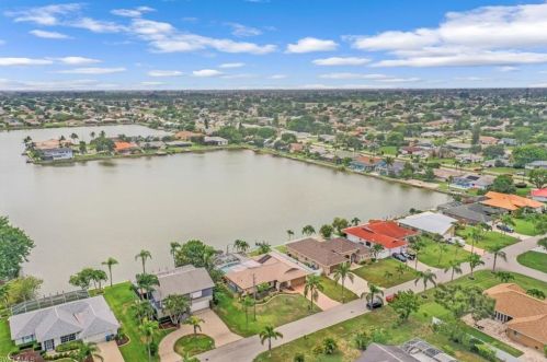 28 12th Ave, Cape Coral, FL 33990-1749