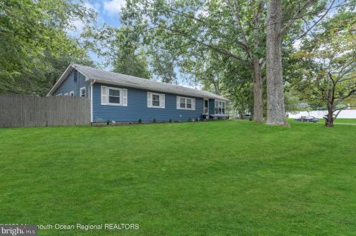 31 Chain Blvd, Berkeley Township NJ  08721-1925 exterior