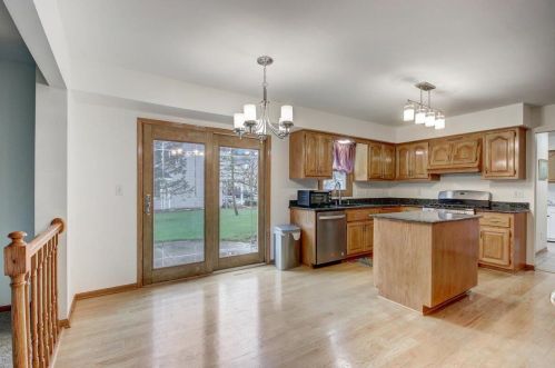 13125 Wade Dr, Waukesha WI  53151-9013 exterior