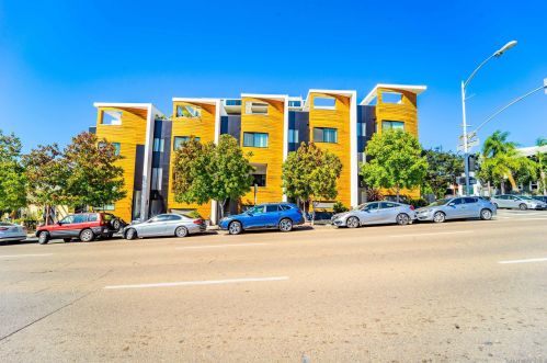 2104 Columbia St, San Diego CA 92101-1713 exterior