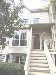 14246 Autumn Cir, Centreville, VA 20121-3854