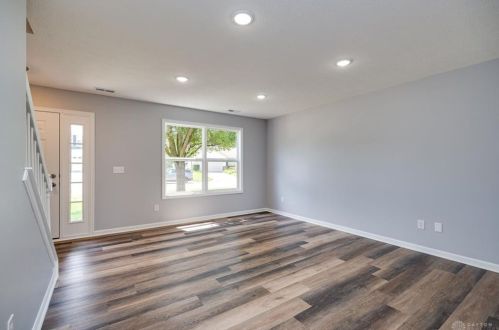 2736 Greystoke Dr, Xenia OH 45385-5719 exterior