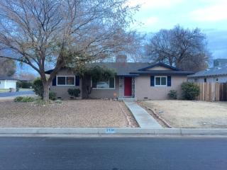 2536 Bay St, Bakersfield, CA 93301-2744