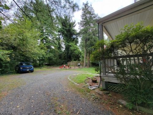 85 Martine Ave, Fanwood, NJ 07023-1341