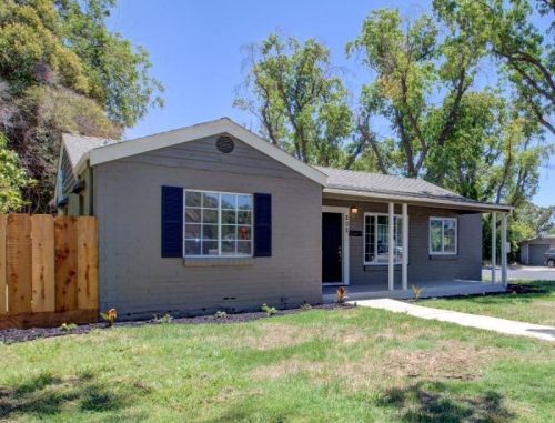202 Camellia Way, Modesto CA  95354-2817 exterior