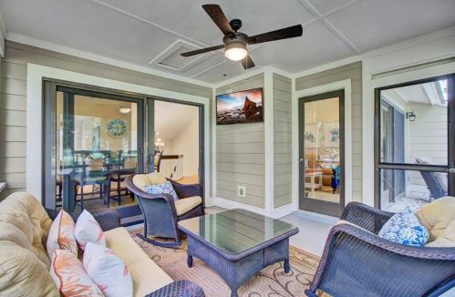 29 Fairway Dunes Ln, Isle Of Palms SC  29451-2840 exterior