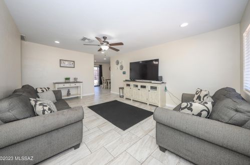7533 Calle Aragon, Tucson, AZ 85757-8609