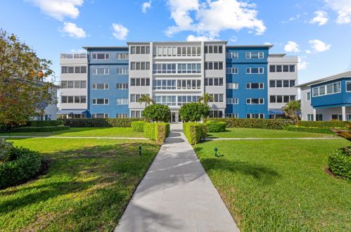 120 Ocean Blvd, Delray Beach FL  33483-6718 exterior