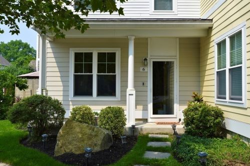 6 Main St, Boston, MA 02126