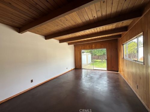 2965 Cedar Ave, Long Beach CA  90806-1414 exterior