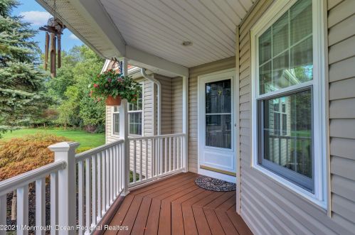 305 Bartley Rd, Jackson Twp NJ  08527-1166 exterior