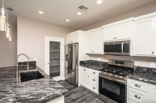 3272 Secret Pass Canyon Dr, Bullhead City AZ  86429 exterior