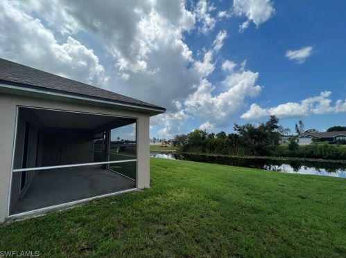 906 11th Pl, Cape Coral FL  33991-2456 exterior