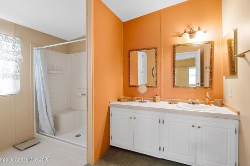 337 Meridian Run Dr, Cocoa, FL 32926-2571