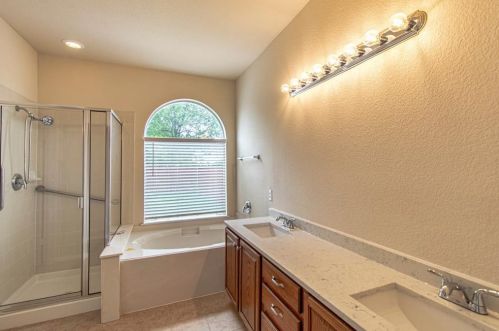 8625 Charleston Ave, Fort Worth TX  76123-1715 exterior