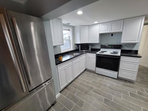 43 Sack St, North Providence RI  02911-2709 exterior