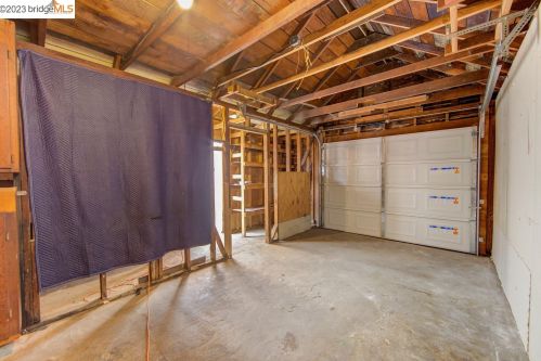 1136 92 Ave, Oakland CA 94603-1358 exterior