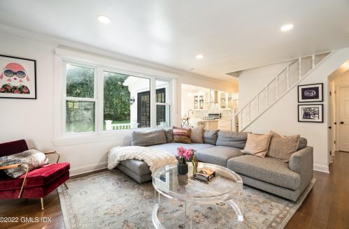 74 Nichols Ave, Stamford CT  06905-2226 exterior